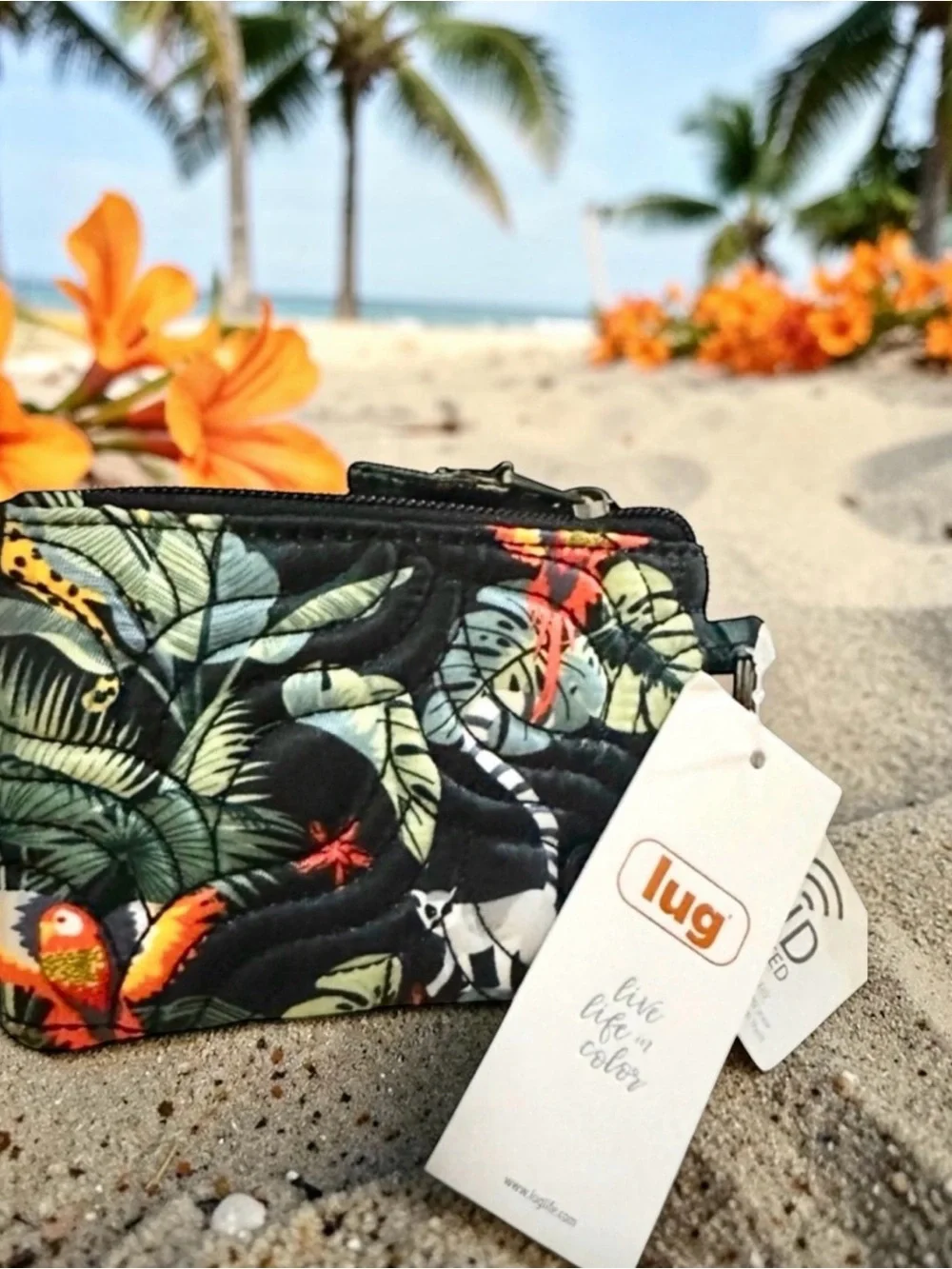 Lug Metro Wildlife Black Quilted Wallet with‎ Keychain NWT $33 MSRP